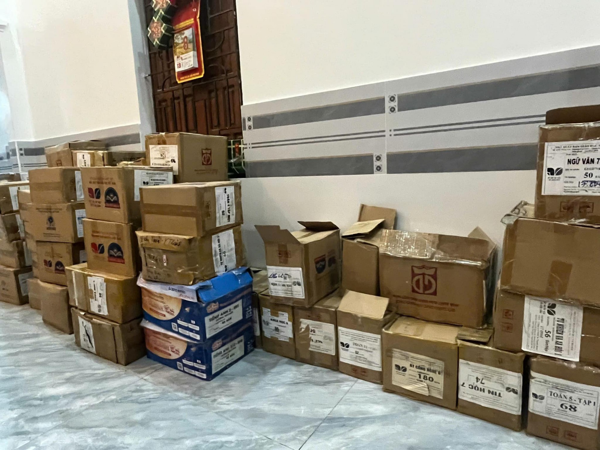 CHUẨN BỊ SGK CHO NĂM HỌC 2025-2026